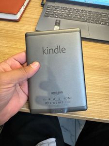 Amazon Kindle E-Reader 4th Gen 2GB