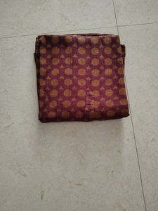 Stylish Maroon &amp; Gold Kurta size L