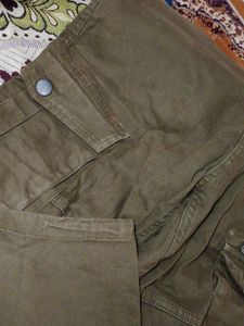 Olive Green Cargo Pants &amp; Belt