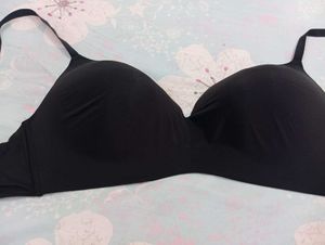 Comfortable Black Wireless Bra