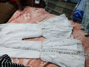 2 Kurti And 1 Sharara