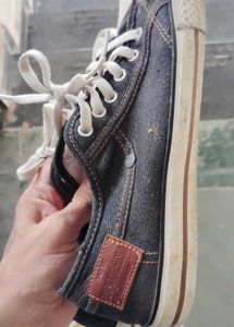 90% Off Sale Woodland Denim SRK Editon Chuk All St