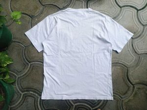 Nike White Graphic Pocket T-Shirt