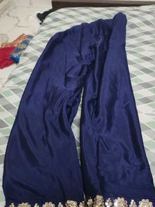 Elegant Navy Blue Dupatta with Gold Trim