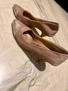 pink heels
