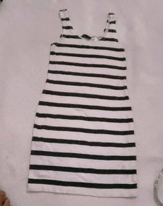Very Comfortable N Beautiful H&amp;M Dress