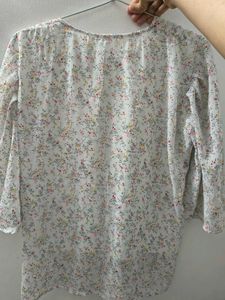 Floral Print Bell Sleeve Top