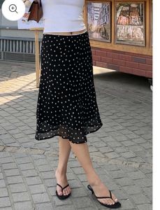 Chic Polka Dot Midi Skirt