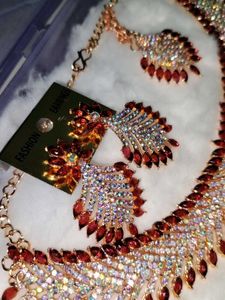 Elegant Red &amp; Crystal Necklace Set