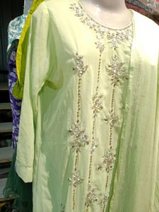 Elegant Lime Green Embroidered Kurta Set XL