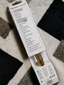 Faces Canada Foundation Brush