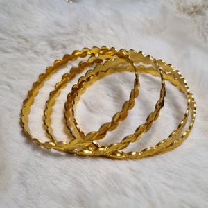 Set Of 4 Bangles