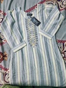 new article Striped Kurta Set with Dupatta