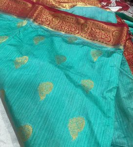 Vibrant Blue Silk Saree with Floral Border red col