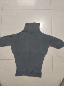 Stylish Grey Ribbed Turtleneck Top