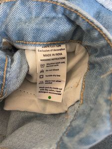 Women's Light Wash Denim Jeans