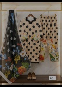 Polka Dot Kurta Set with Dupatta