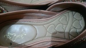 Trendy Women Rose Gold Embellished Bellies Comfort