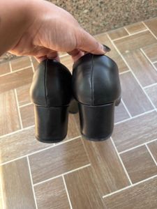 Classic Black Ballerinas with Gold Accent