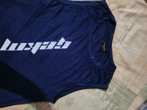 combo graphic vest