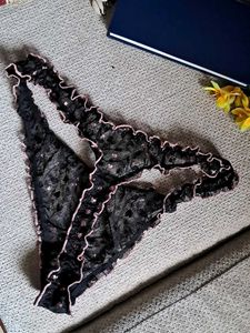 Delicate Lace Thong Panties pack of 2