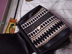 Stylish patterned handbag