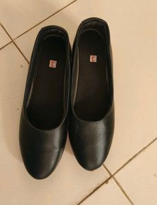 Used Black Shoes