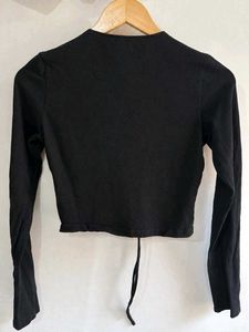 Black long Sleeve Ruched Cut-Out Crop Top
