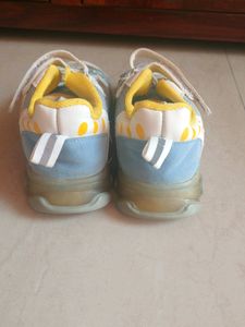 Unisex Sneaker