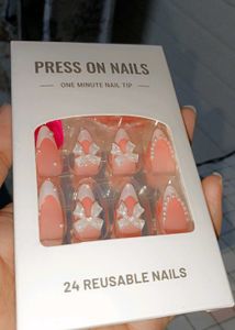 Press On Nails - Bow &amp; Pearl Accents
