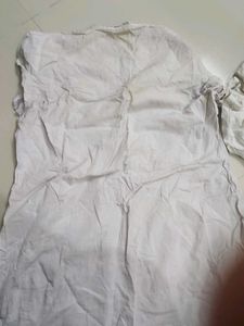 Embroidered short kurti