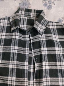 Women Black Crop Shirt