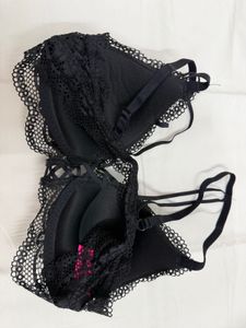 LA SENZA push-up Black Lace Bralette
