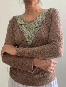 Lace Detailed Long Sleeve Top