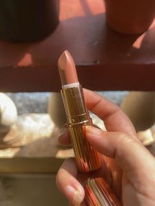 Charlotte Tilbury Super Nudes Lipstick
