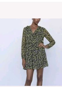 Chic Floral Print Mini Dress