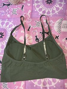 Comfortable Green Sports Bra