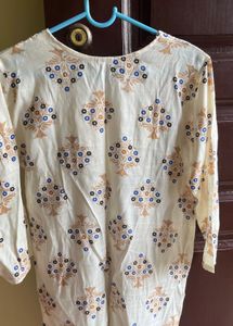 Short kurti