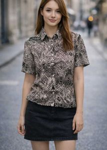Patterned Short Sleeve Top