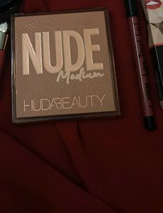 Huda Beauty Nude Medium Eyeshadow Palette