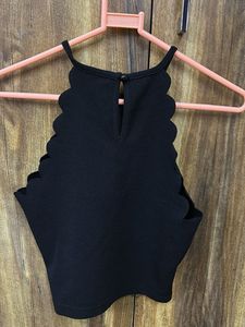 Chic Black Scalloped Halter Top