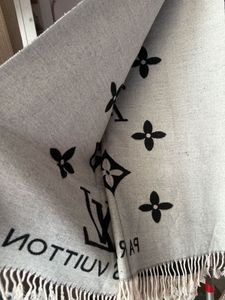Louis Vuitton Shawl