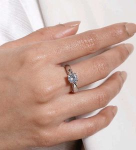 Elegant Solitaire Ring