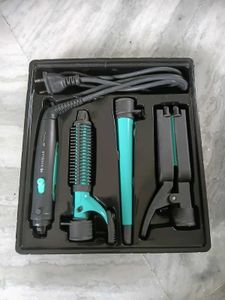 HAVELLS 5 IN 1 MULTI STYLING KIT (HC4045)