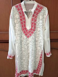 White Chikankari Kurta with Pink Embroidery