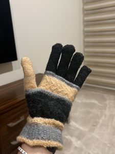 Woollen Gloves