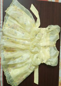 Beautiful And Very Cute Looking Frock For BabyGirl