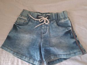 Stylish Denim Shorts with Drawstring Waist