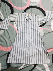 Blue &amp; White Striped Kurta