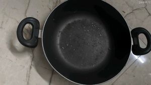 Non-stick Frying Pan and aluminium kadai
